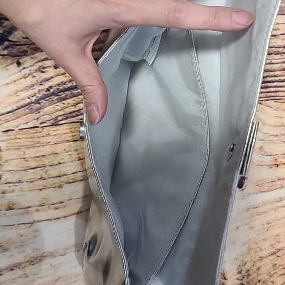 SILVER clutch U by Ungaro - Picture 4 of 5